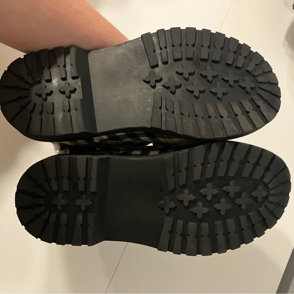 Torrid Plaid Combat Boots - Beige, Cream, Black - Women’s 7.5WW (Extra Wide) - Picture 4 of 10